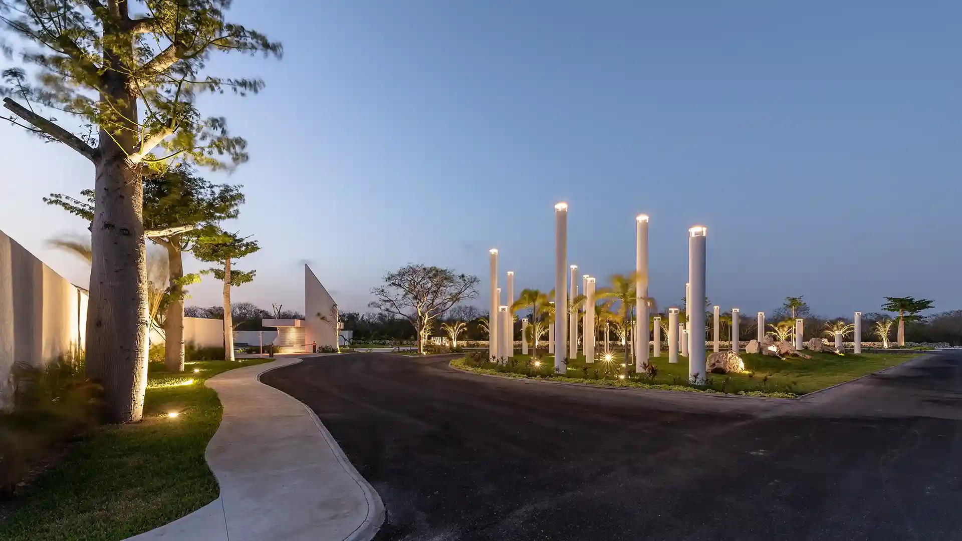 Blanca Residential Entrance Desarrollo