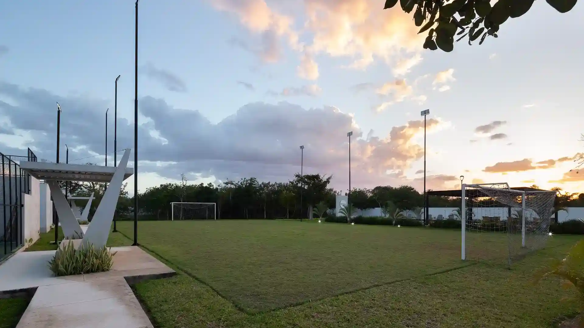 Blanca Residential Mérida Court de Futbol