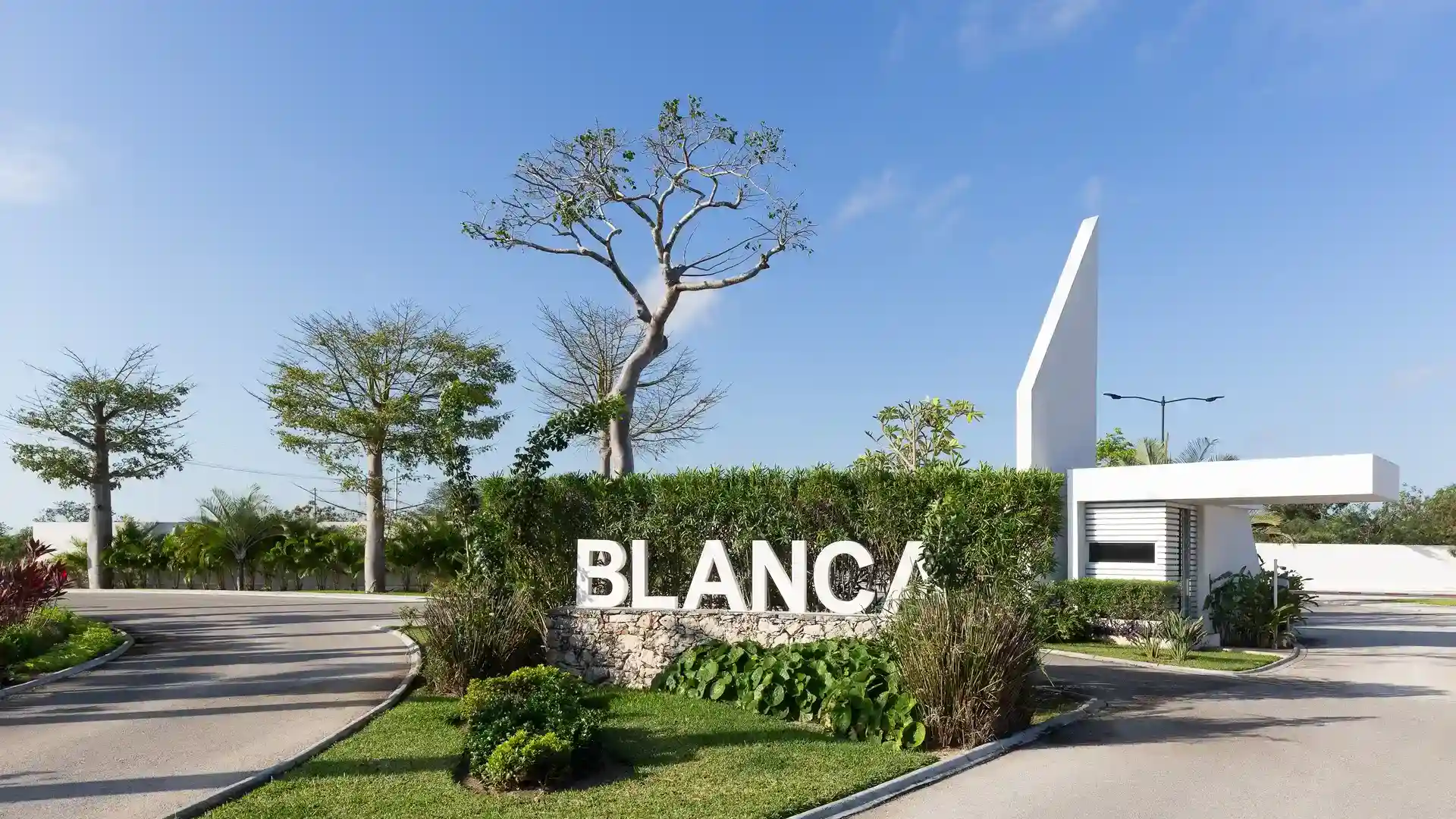 Blanca Residential Yucatán Entrance