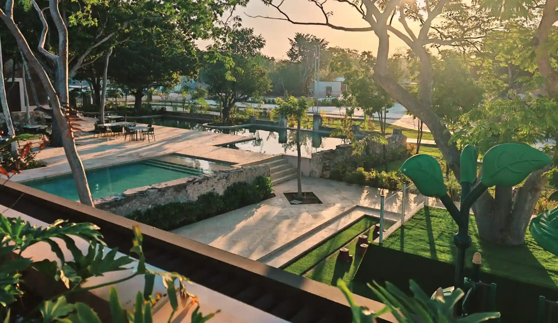 Swimming Pool y Terrace Clubhouse Hacienda Kikteil